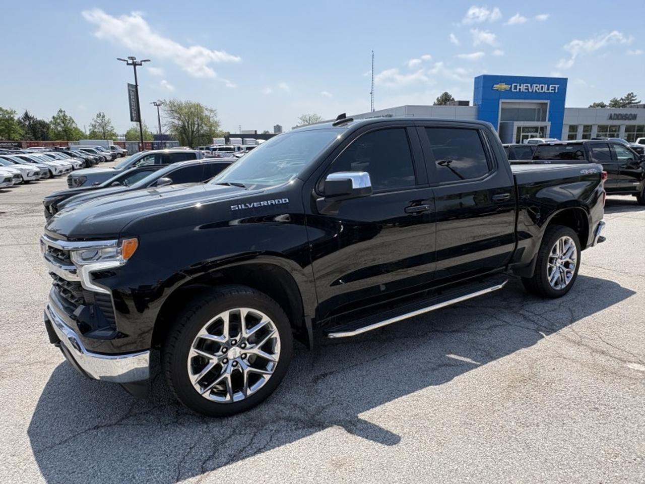 2025 Chevrolet Silverado 1500 LT  5.3L V8|22's|tonneau Cover Photo