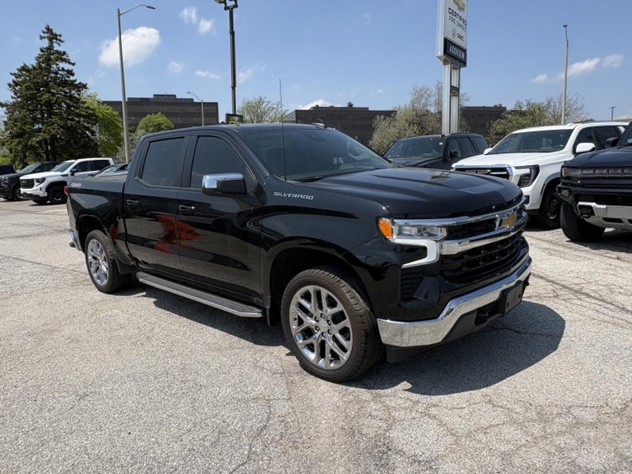 2025 Chevrolet Silverado 1500 LT  5.3L V8|22's|tonneau Cover Photo
