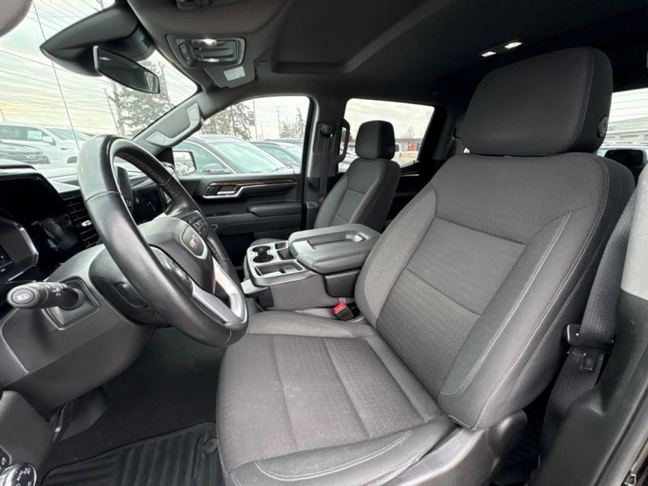 2024 GMC Sierra 1500 SLE  5.3L V8|22's|side steps Photo