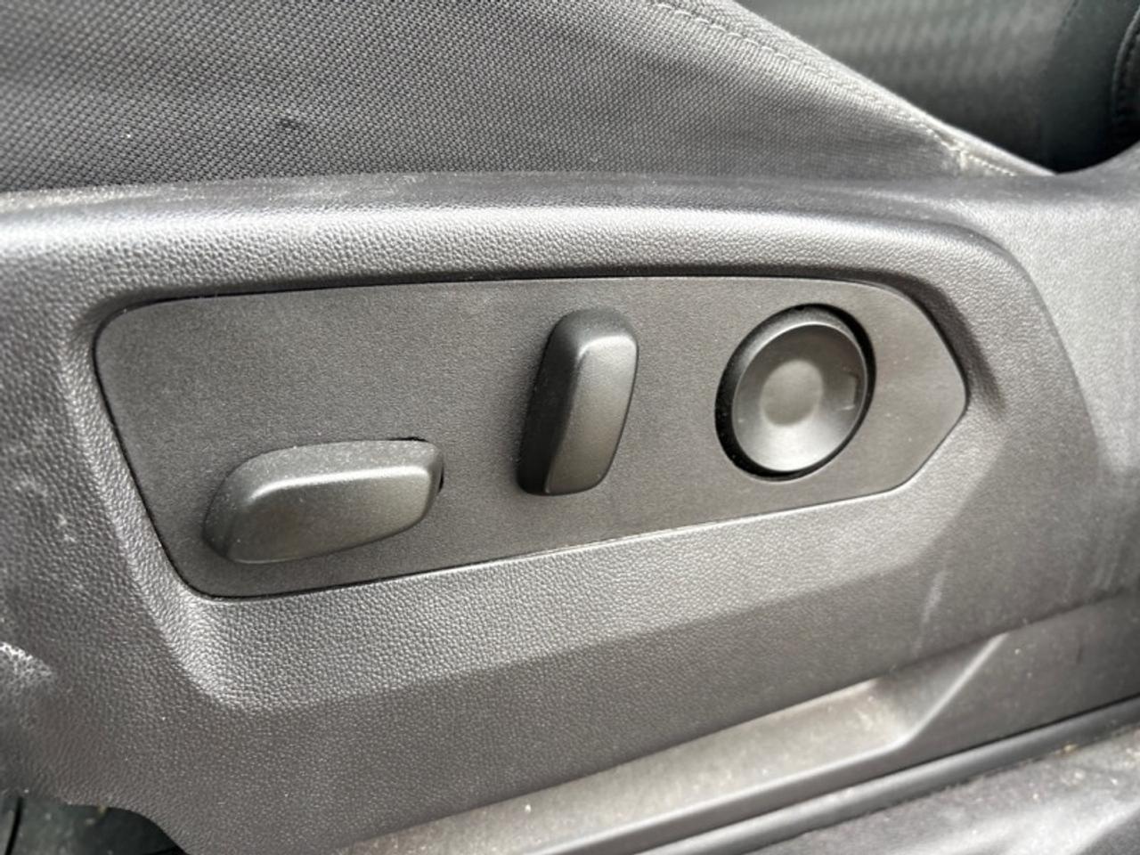 2024 GMC Sierra 1500 SLE  5.3L V8|22's|side steps Photo
