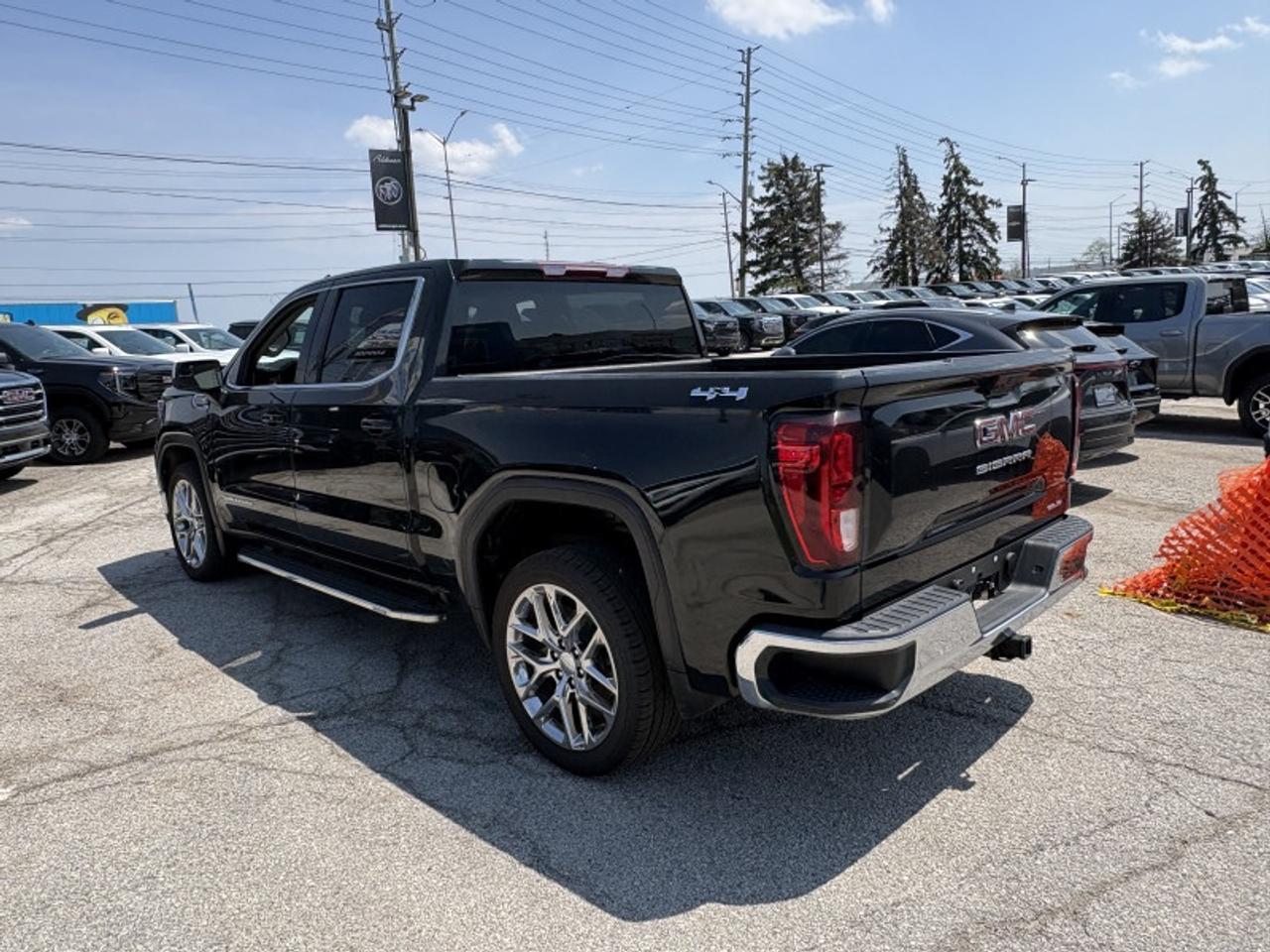 2024 GMC Sierra 1500 SLE  5.3L V8|22's|side steps Photo