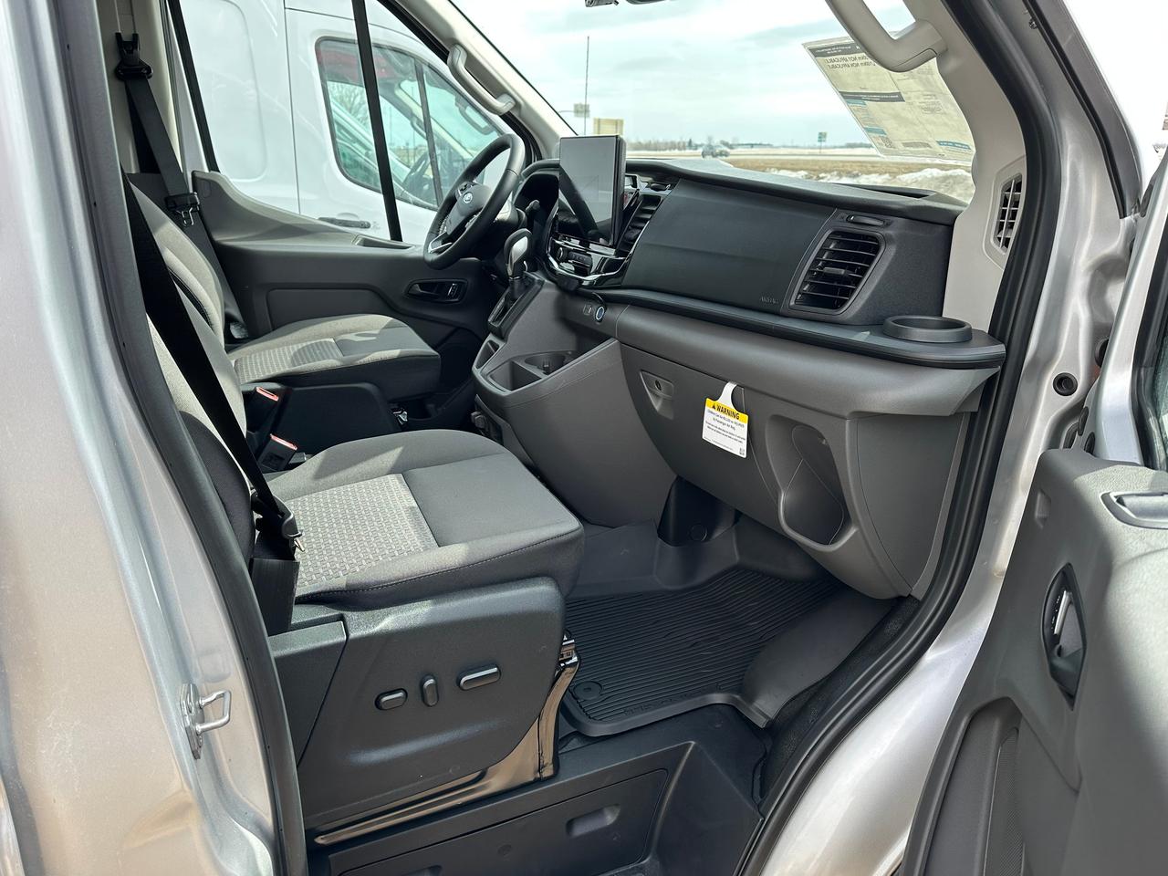 2025 Ford Transit Passenger Wagon XLT T-350 HD 148 EL High Roof  DRW AWD 302A Photo5
