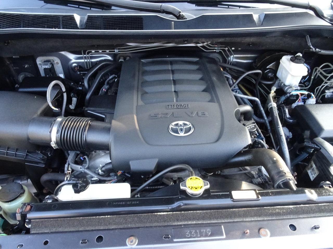 2015 Toyota Tundra SR5 Photo