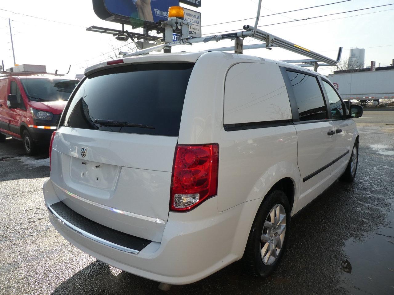 2014 RAM Cargo Van TRADESMAN CARGO Photo4