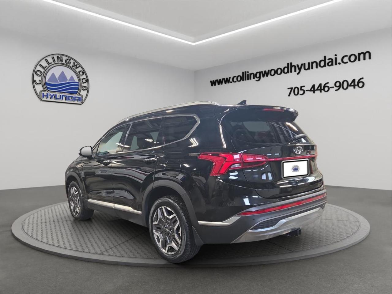2023 Hyundai Santa Fe Hybrid Luxury Photo