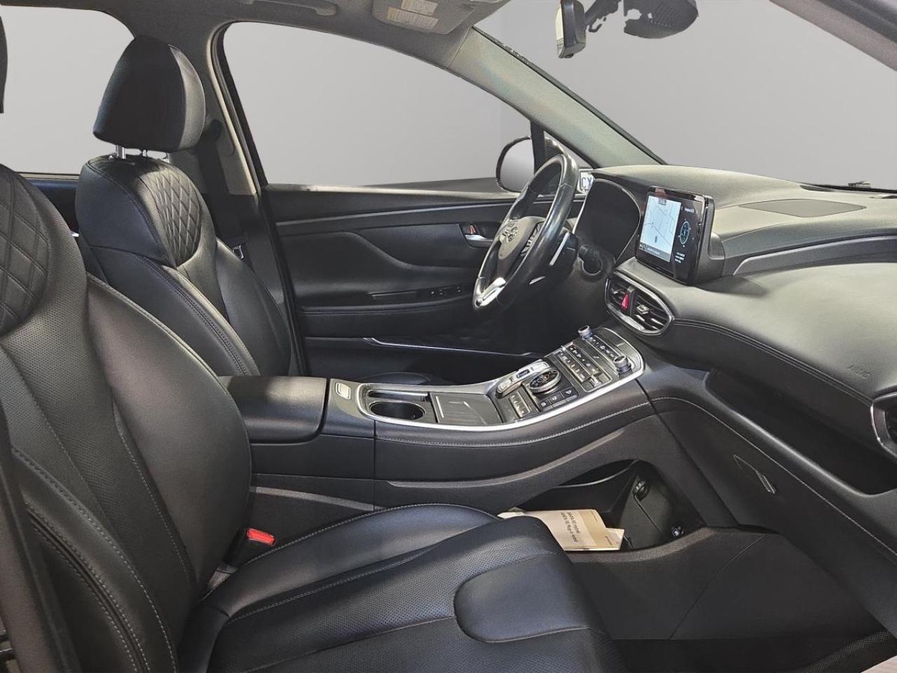 2023 Hyundai Santa Fe Hybrid Luxury Photo