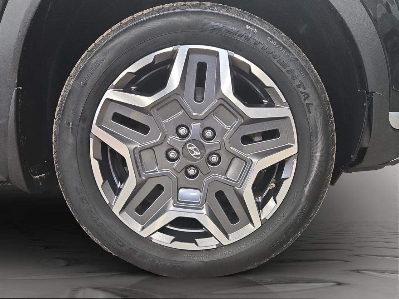 2023 Hyundai Santa Fe Hybrid Luxury Photo