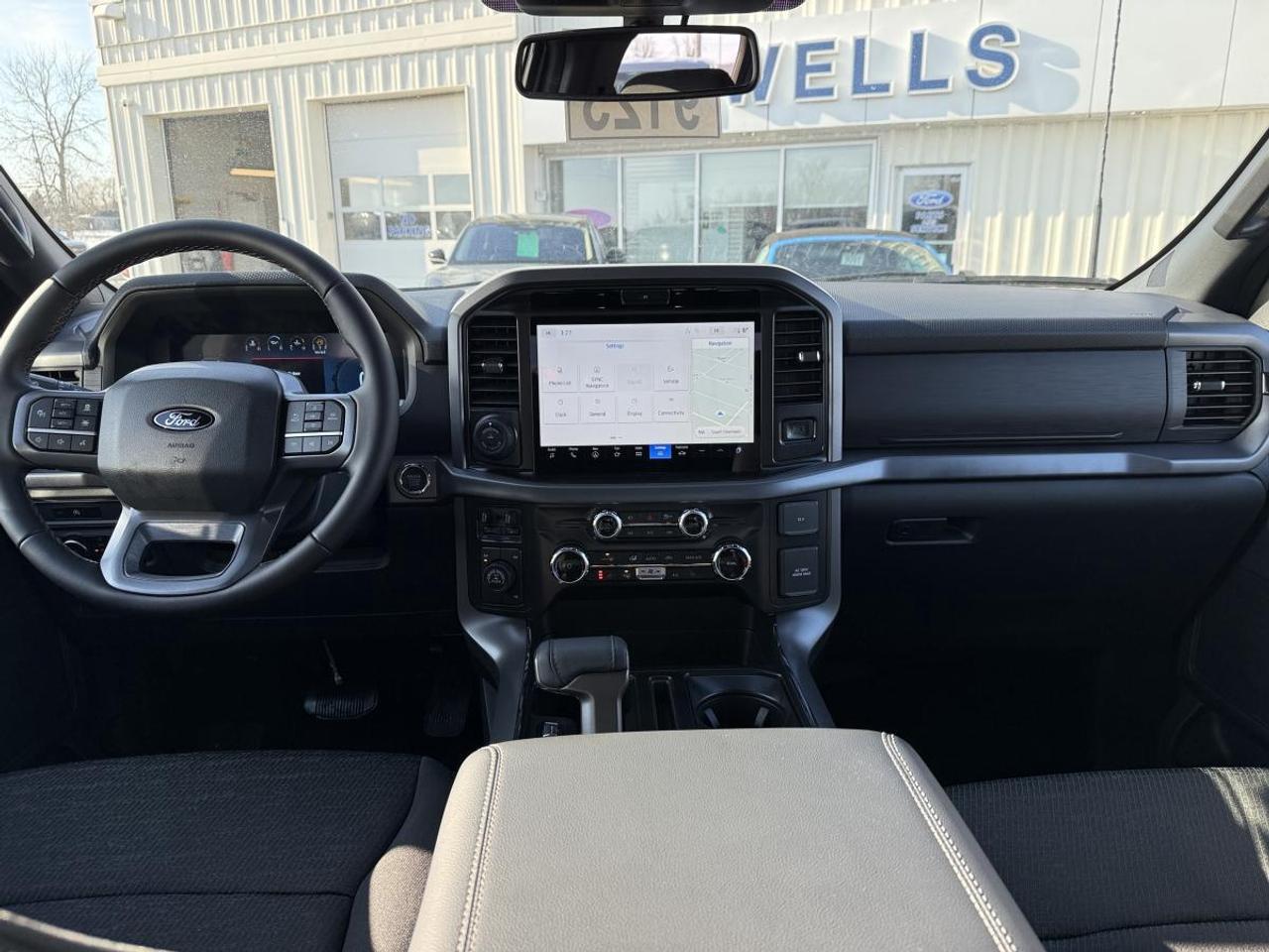 2025 Ford F-150 XLT Photo