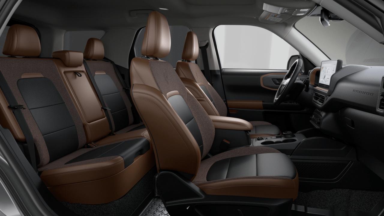 2026 Ford Bronco Sport Outer Banks Photo