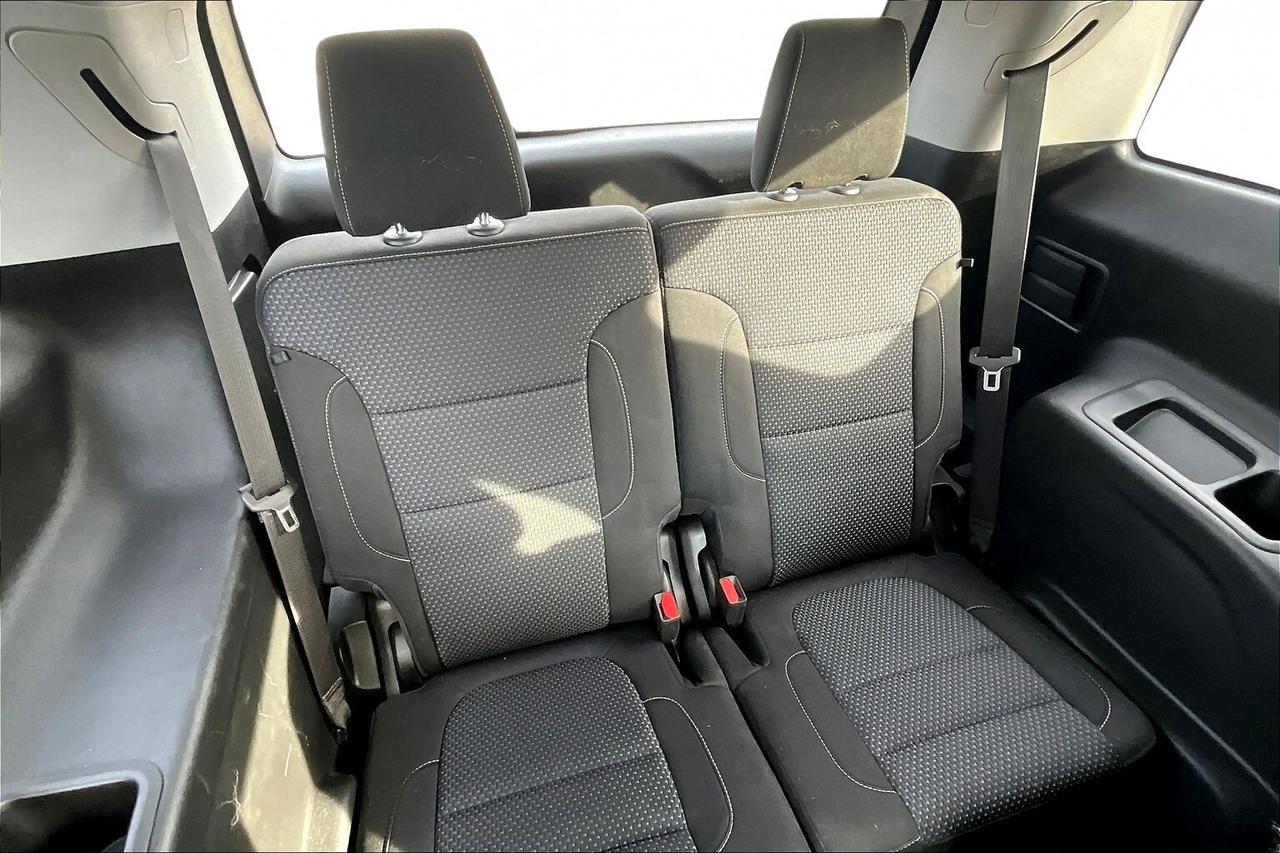 2023 GMC Acadia | AWD | Heated Seats | Apple | Android | Remote St Photo