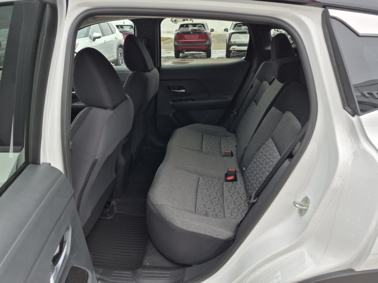 2026 Nissan Kicks SV Photo12