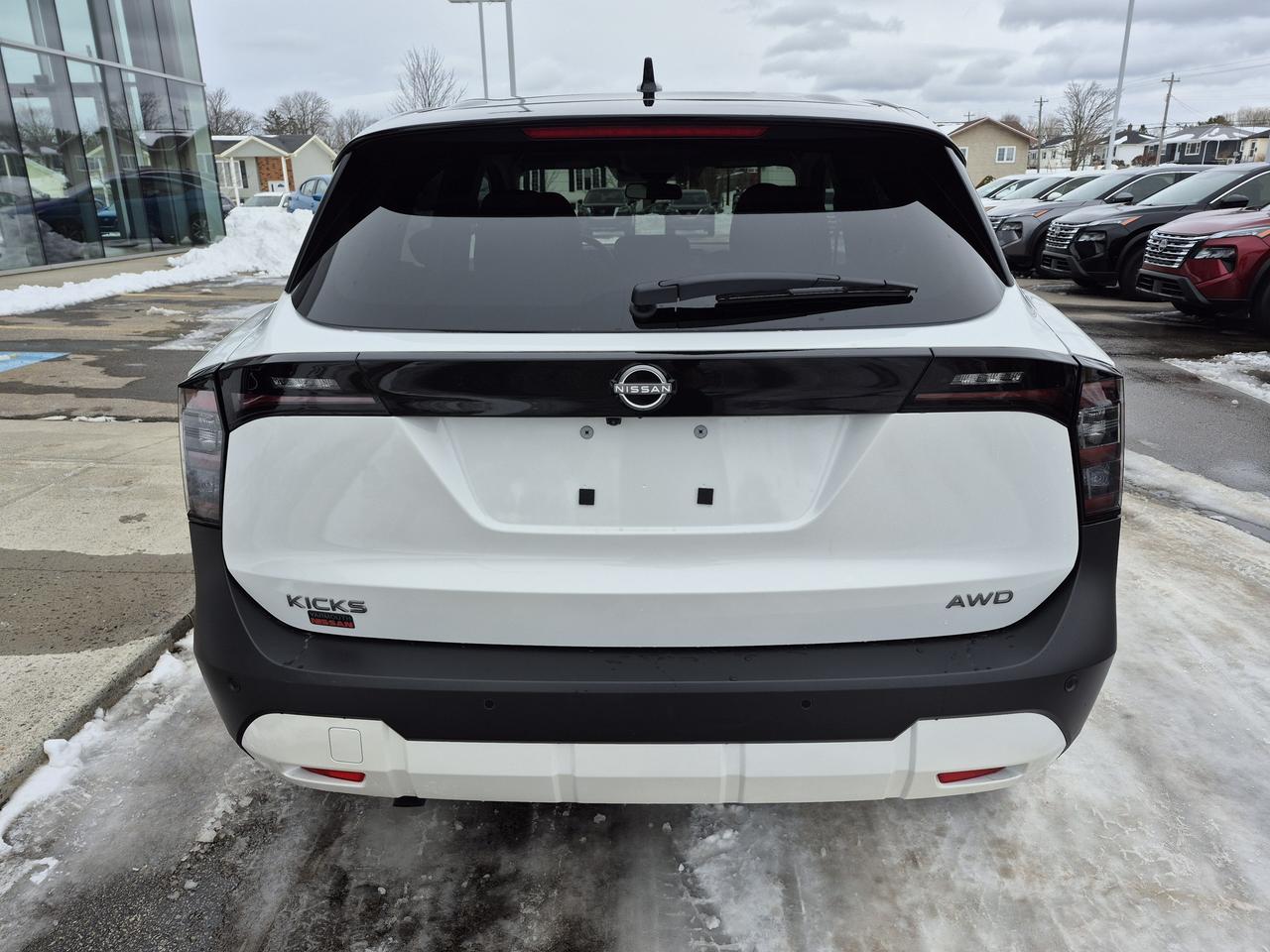 2026 Nissan Kicks SV Photo4