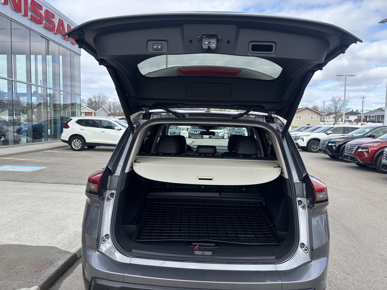 2026 Nissan Rogue SV PREMIUM PREMIUM PACKAGE Photo