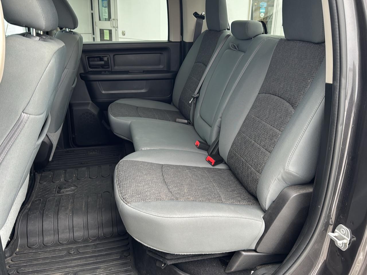 2019 RAM 1500 Classic EXPRESS Photo