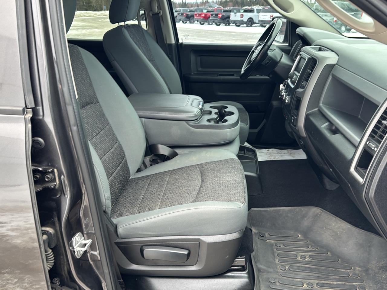 2019 RAM 1500 Classic EXPRESS Photo