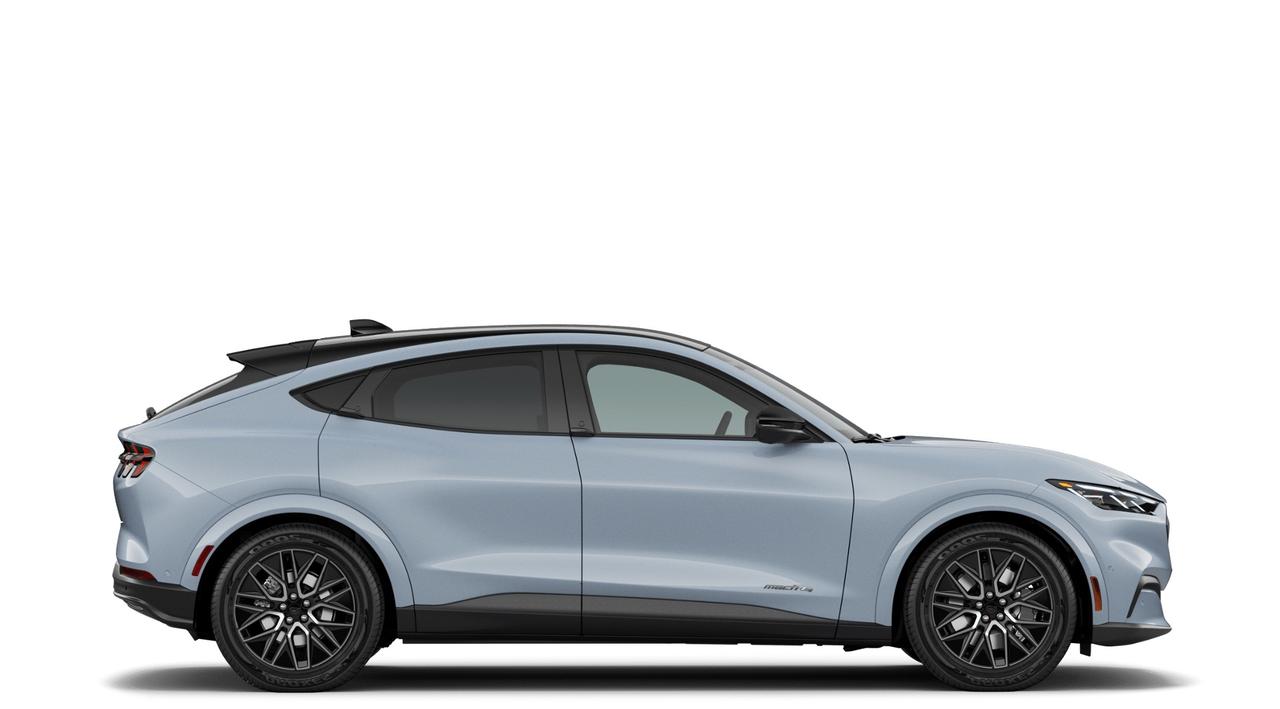 2026 Ford Mustang Mach-E Premium Photo4