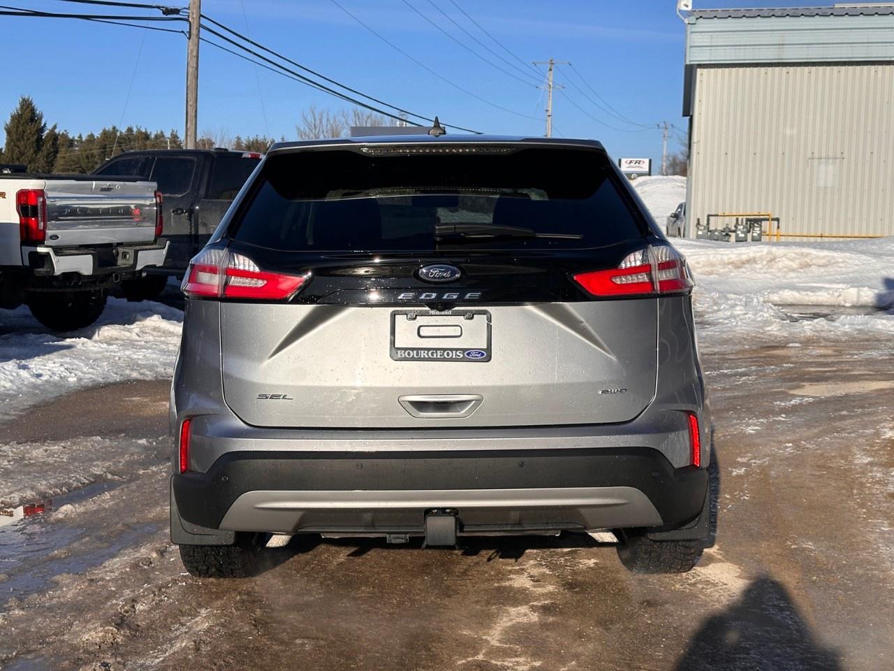 2022 Ford Edge SEL AWD Photo