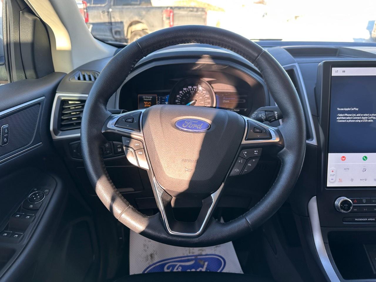 2022 Ford Edge SEL AWD Photo