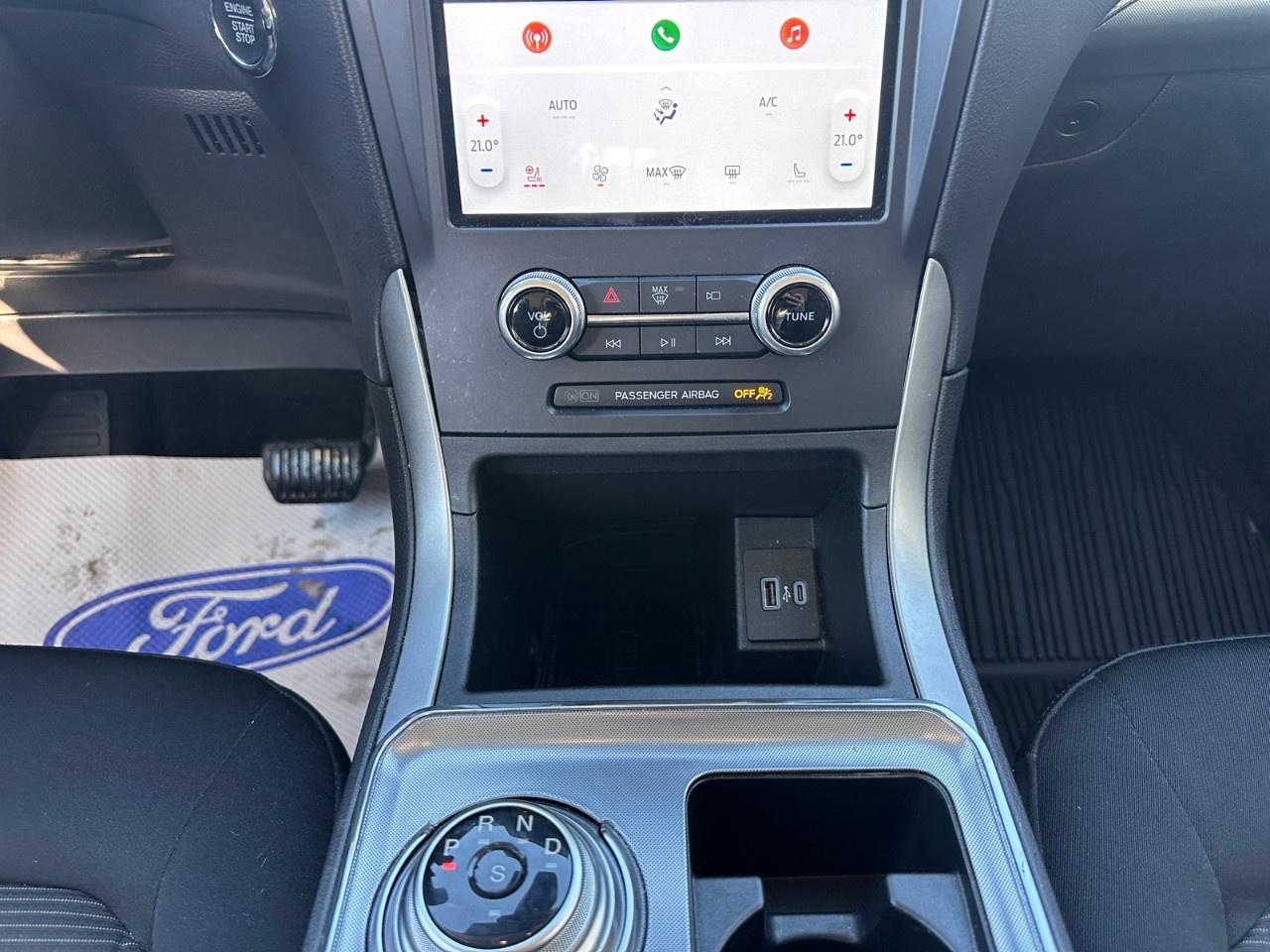 2022 Ford Edge SEL AWD Photo