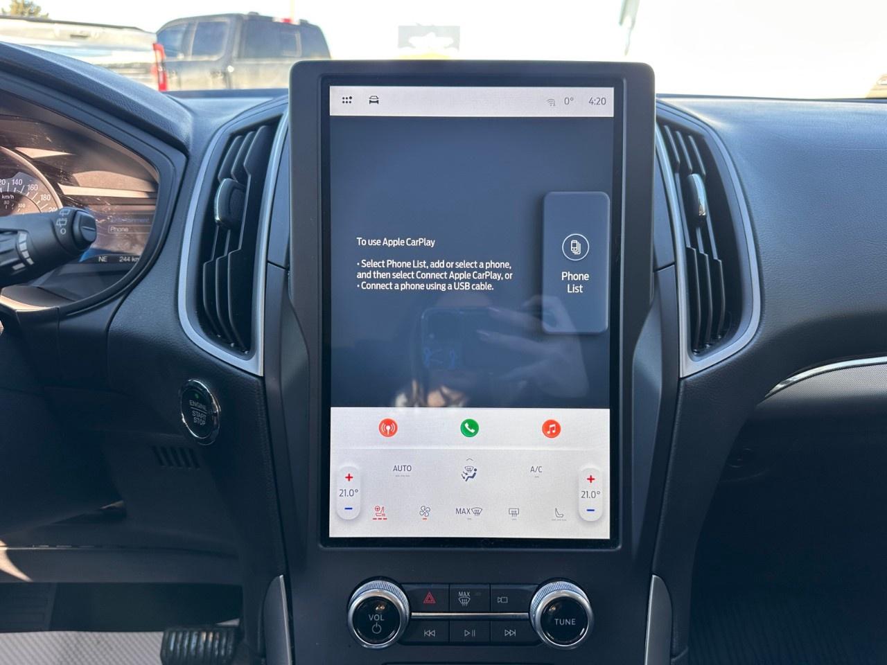 2022 Ford Edge SEL AWD Photo