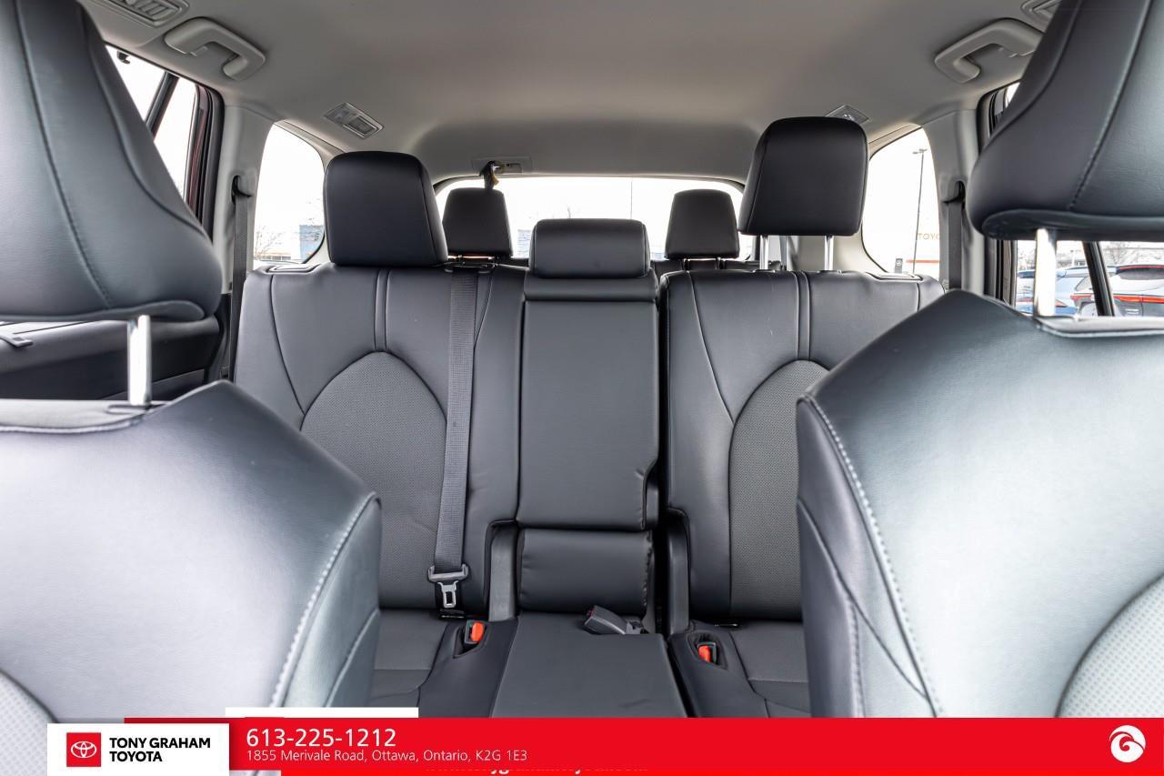 2025 Toyota Grand Highlander XLE Photo