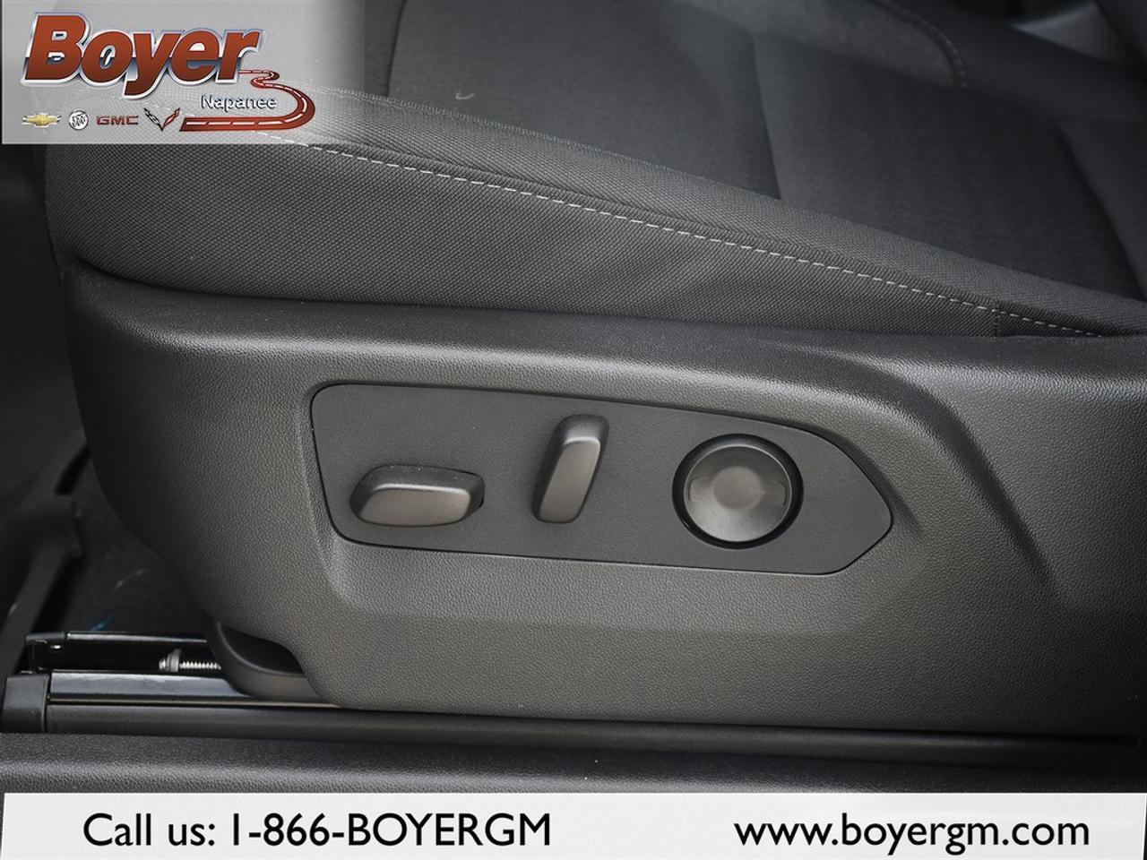 2026 Chevrolet Silverado 1500 Crew Cab Short Box 4-Wheel Drive Custom Trail Boss Photo