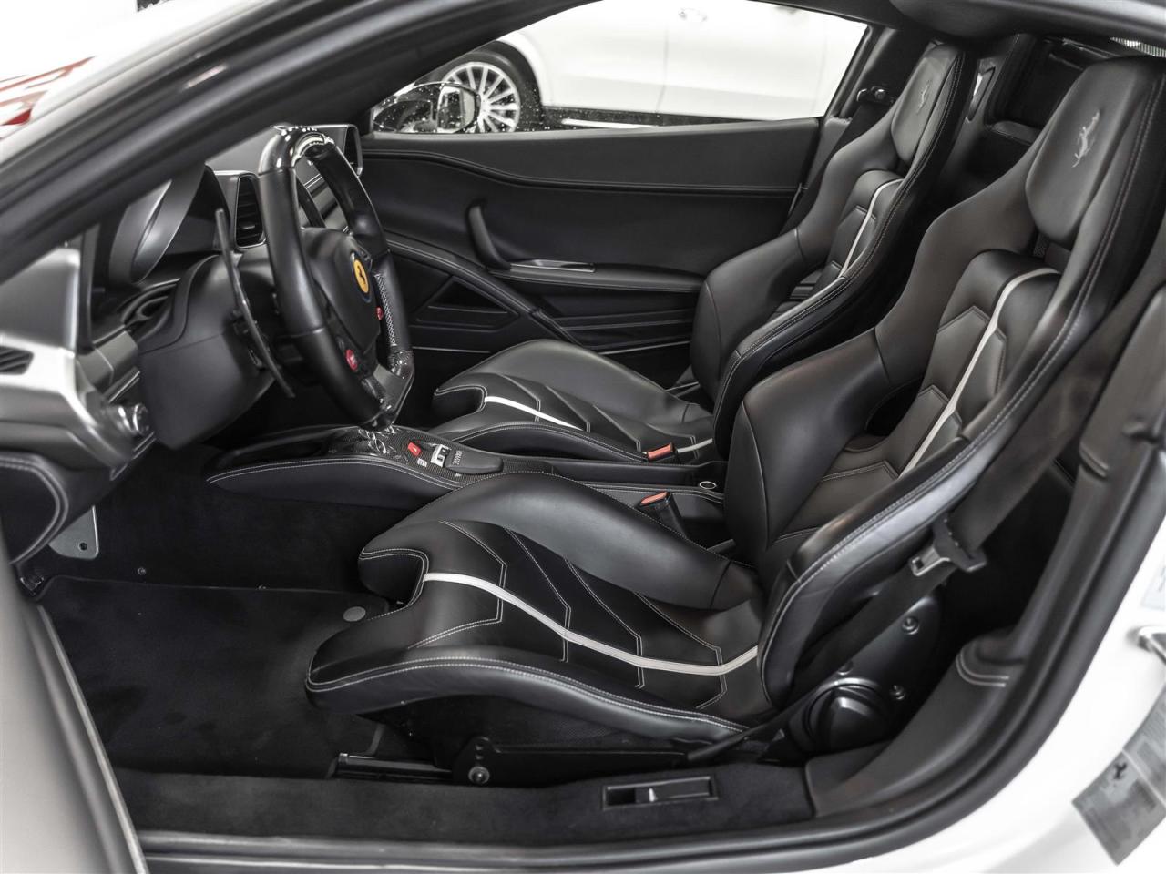 2012 Ferrari 458 ITALIA CARBON FIBER RACE SEATS|CARBON STEERING WHEEL|LOADED Photo