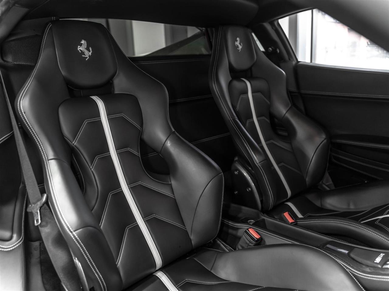 2012 Ferrari 458 ITALIA CARBON FIBER RACE SEATS|CARBON STEERING WHEEL|LOADED Photo