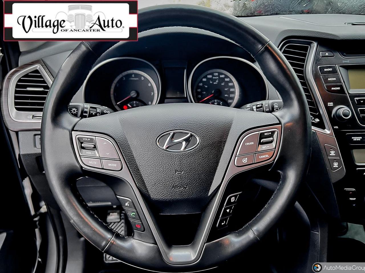 2014 Hyundai Santa Fe XL AWD 4dr 3.3L Auto Premium