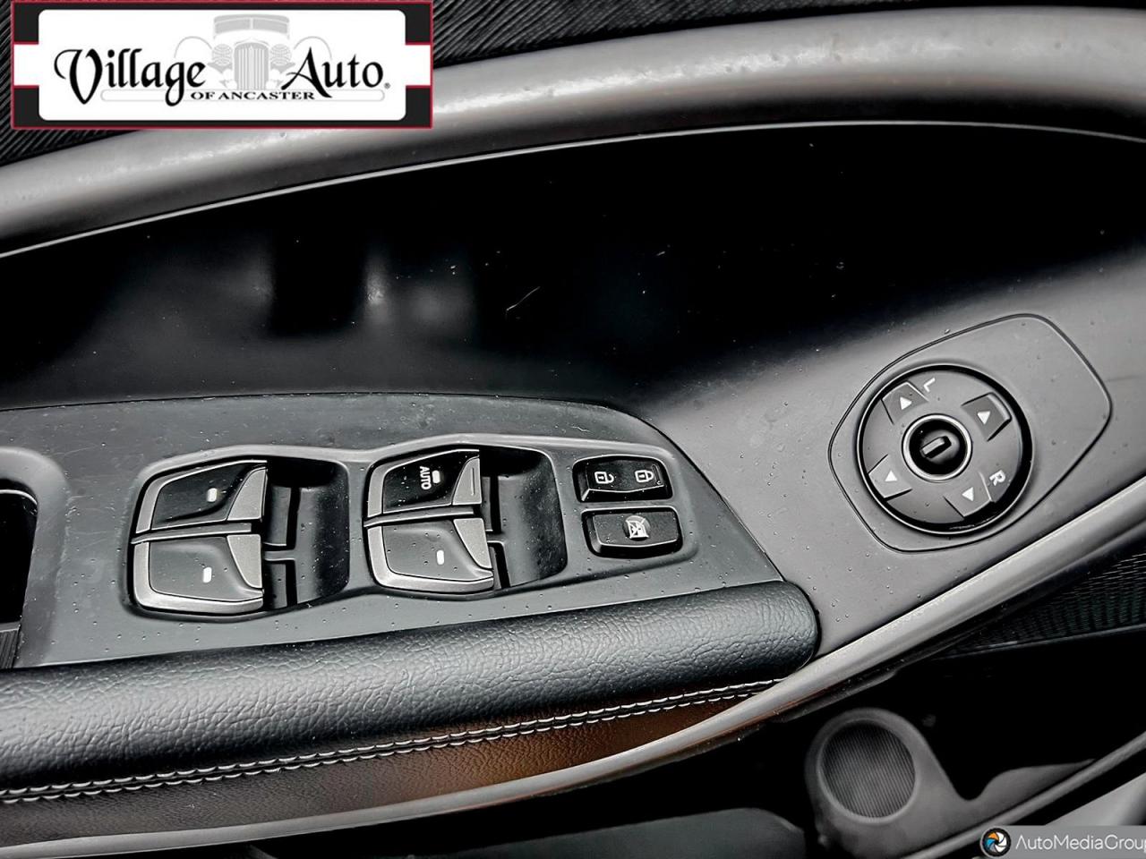 2014 Hyundai Santa Fe XL AWD 4dr 3.3L Auto Premium