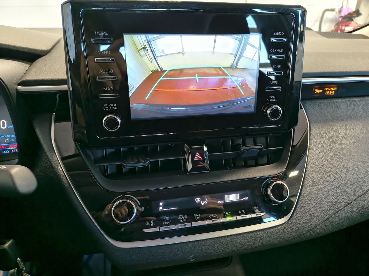 2021 Toyota Corolla L Photo0