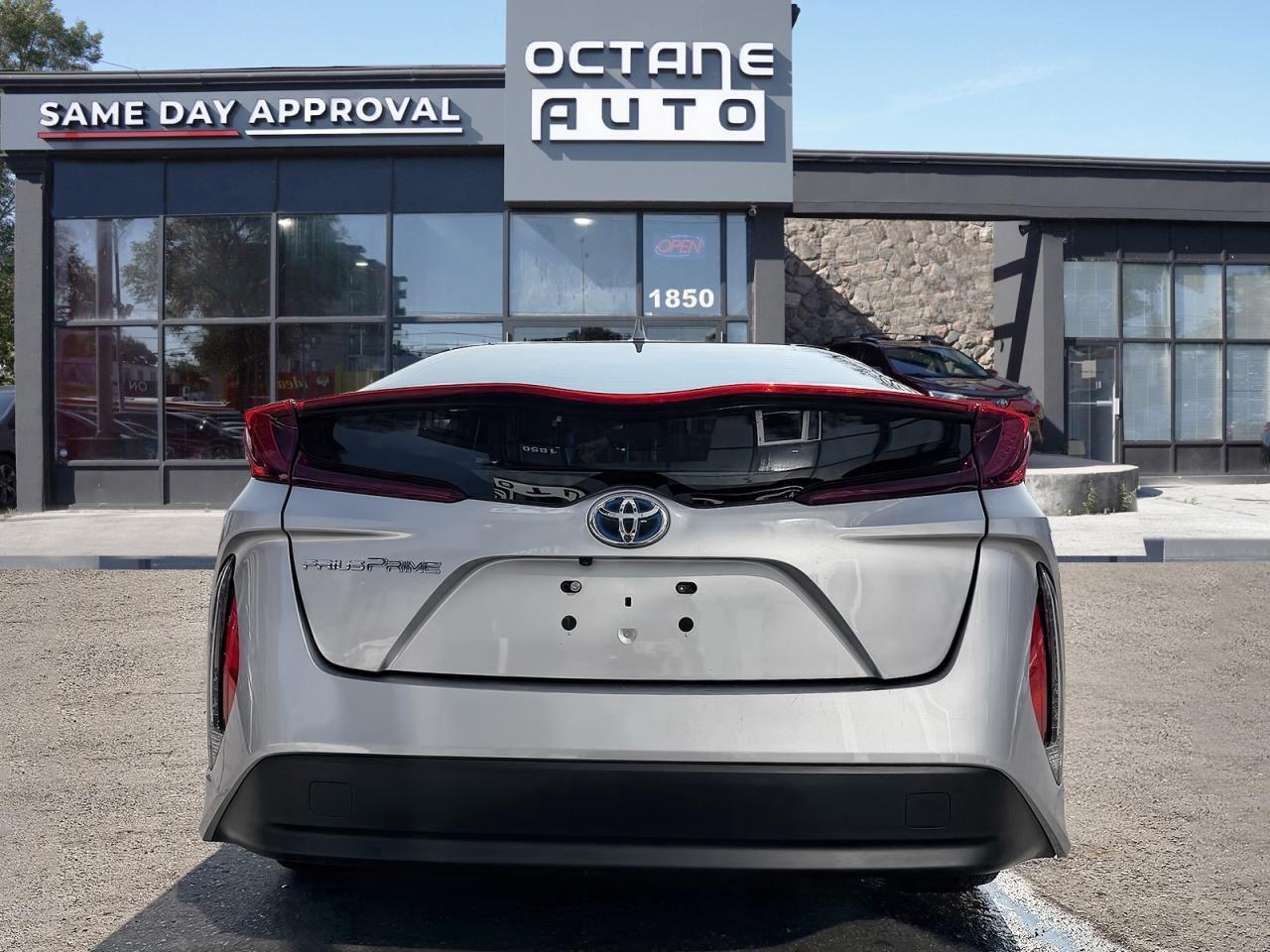 2020 Toyota Prius Prime Auto Photo4