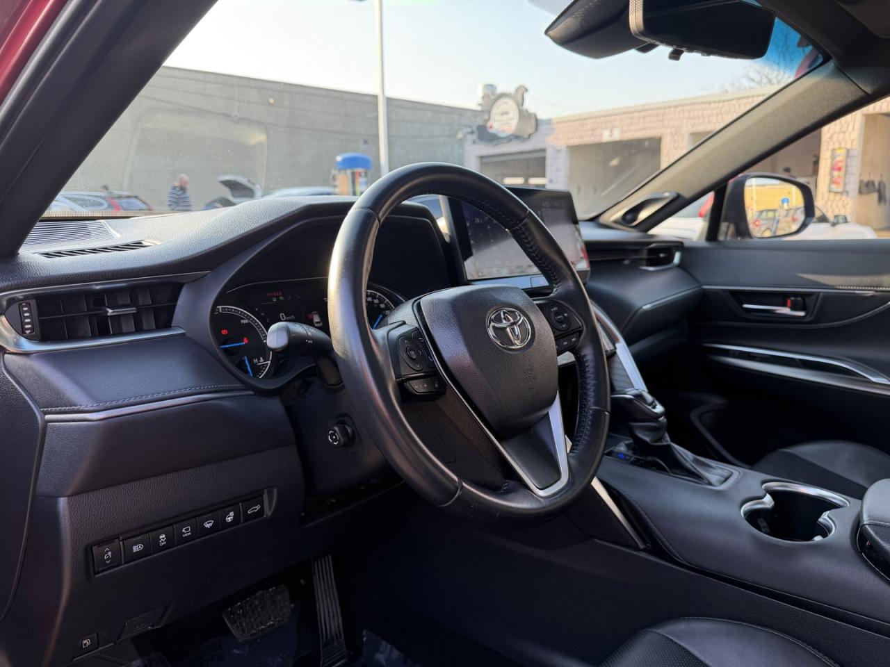 2021 Toyota Venza LIMITED AWD Photo