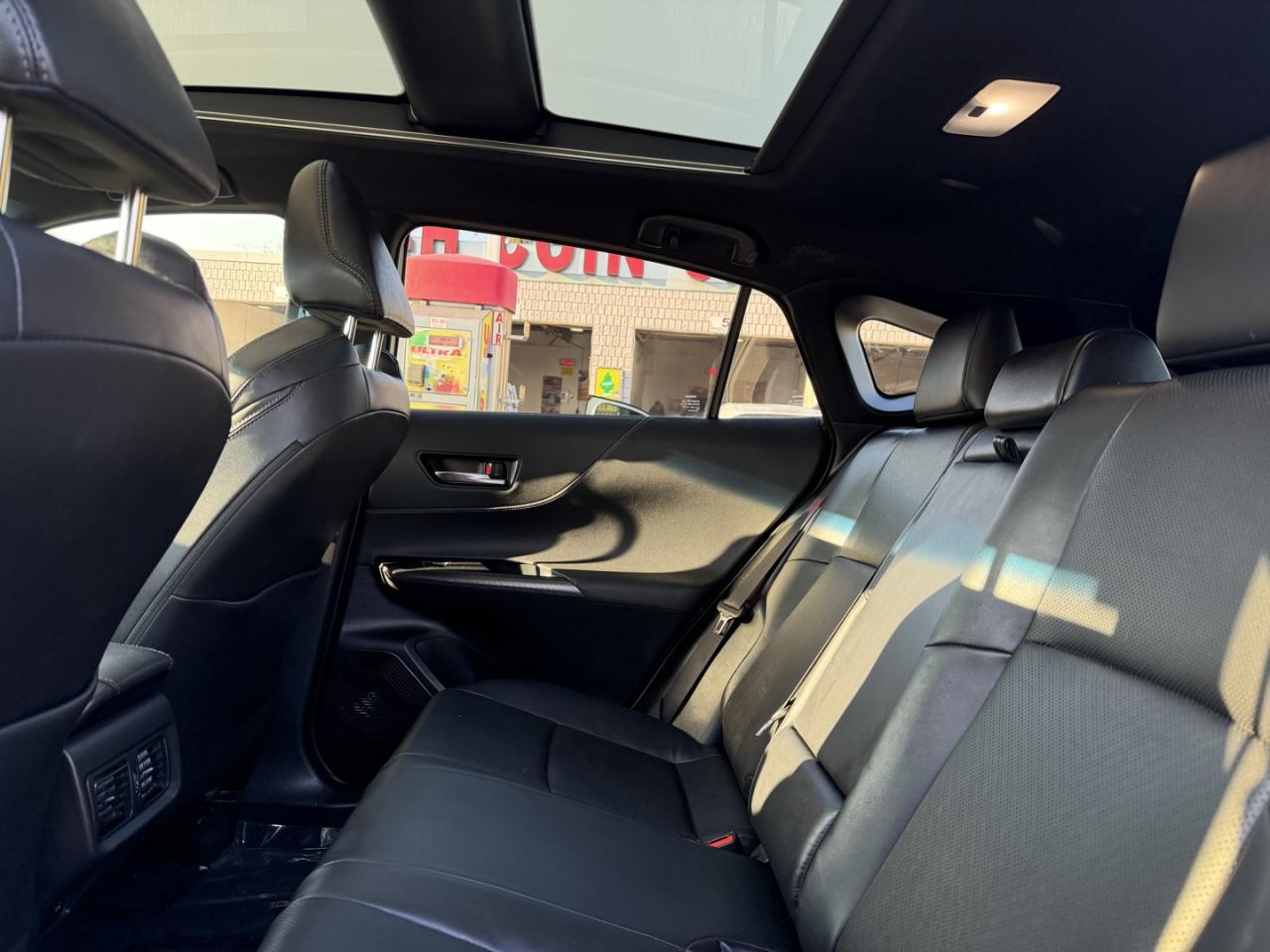 2021 Toyota Venza LIMITED AWD Photo