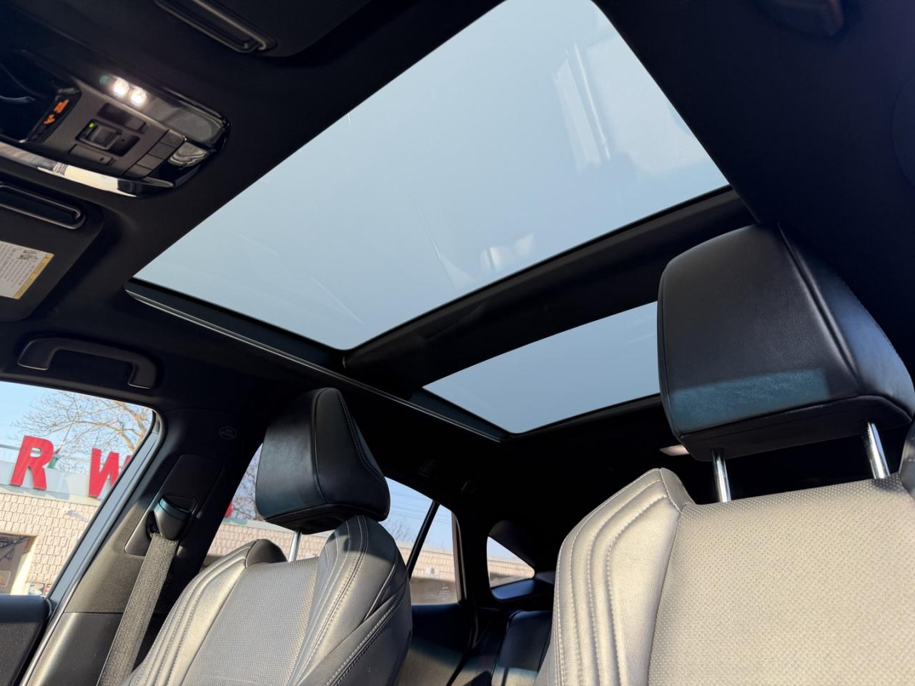 2021 Toyota Venza LIMITED AWD Photo