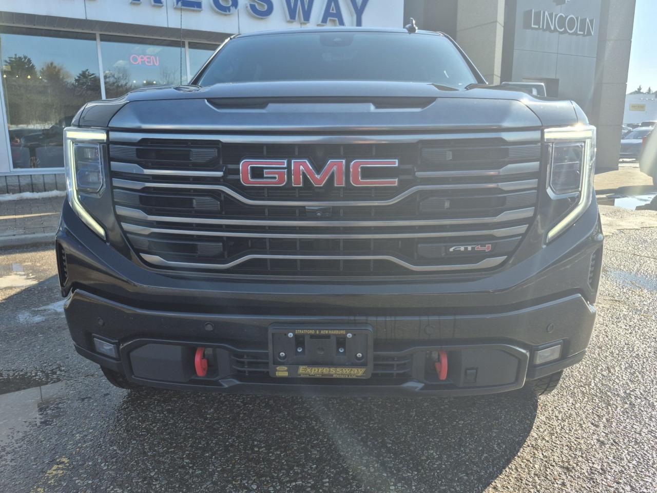 2024 GMC Sierra 1500 3L DIESEL! AT4, LEATHER, SUNROOF, 20'S, TECH PACK! Photo