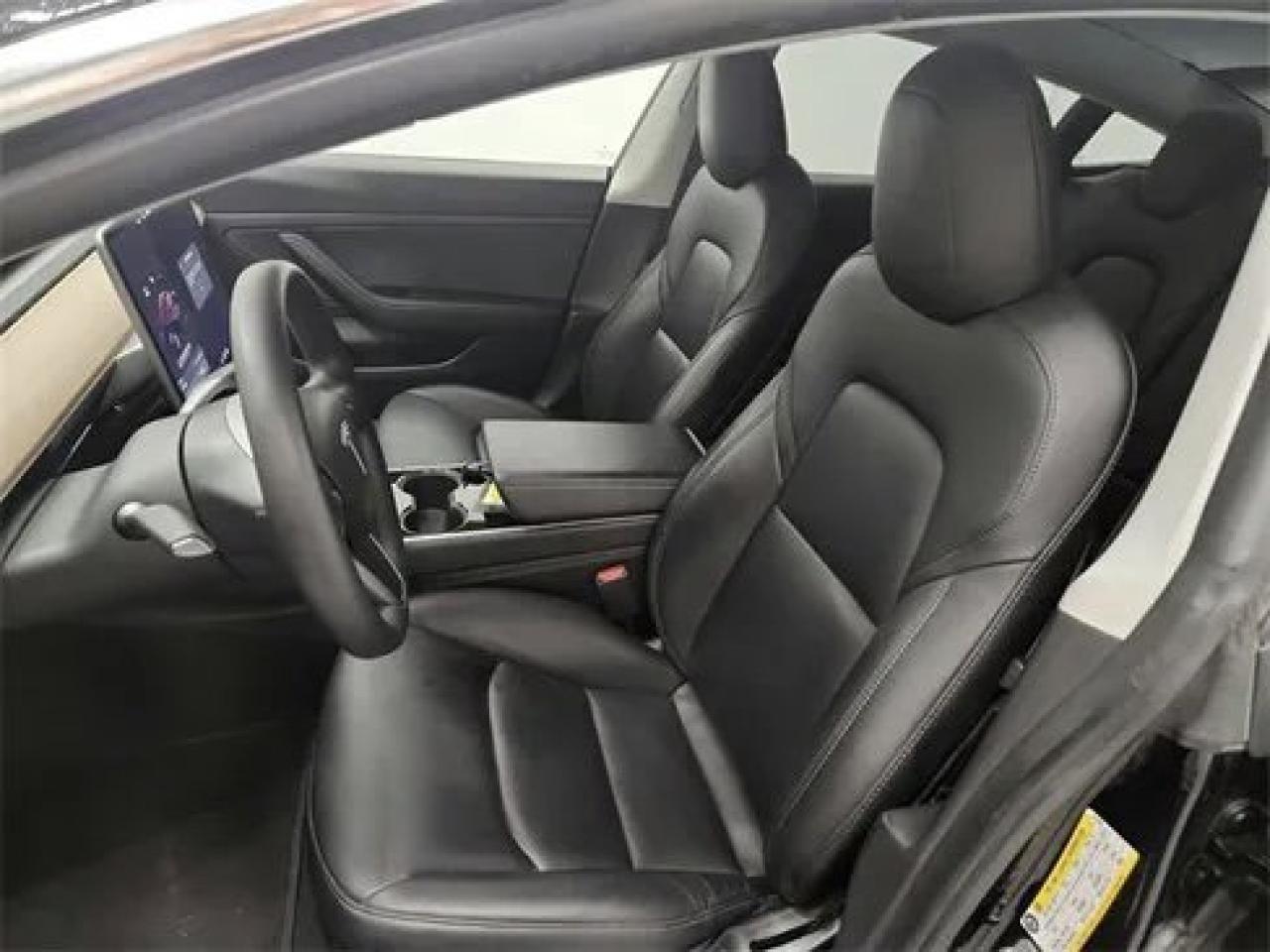 2020 Tesla Model 3 STANDARD RANGE PLUS Photo