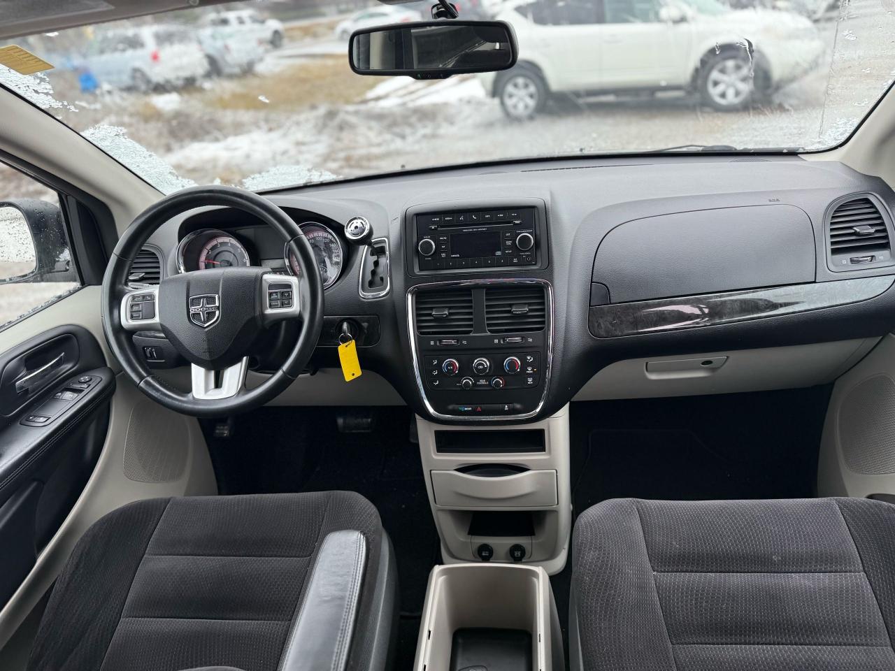 2014 Dodge Grand Caravan SXT Photo