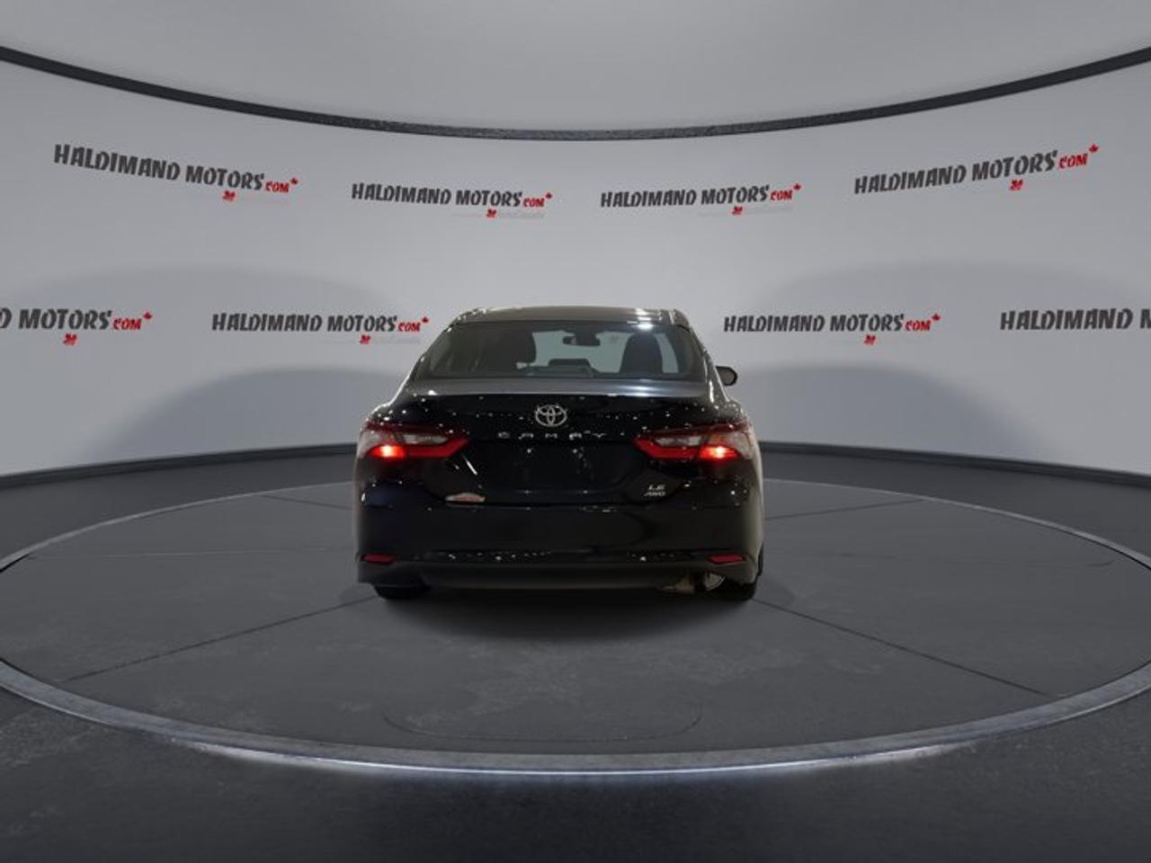 2021 Toyota Camry LE AWD Photo