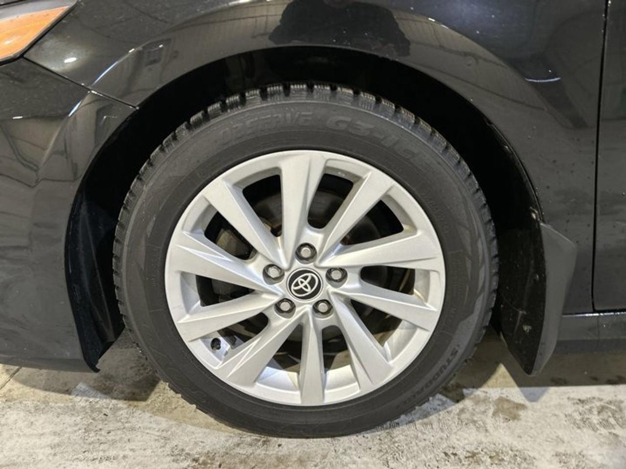 2021 Toyota Camry LE AWD Photo