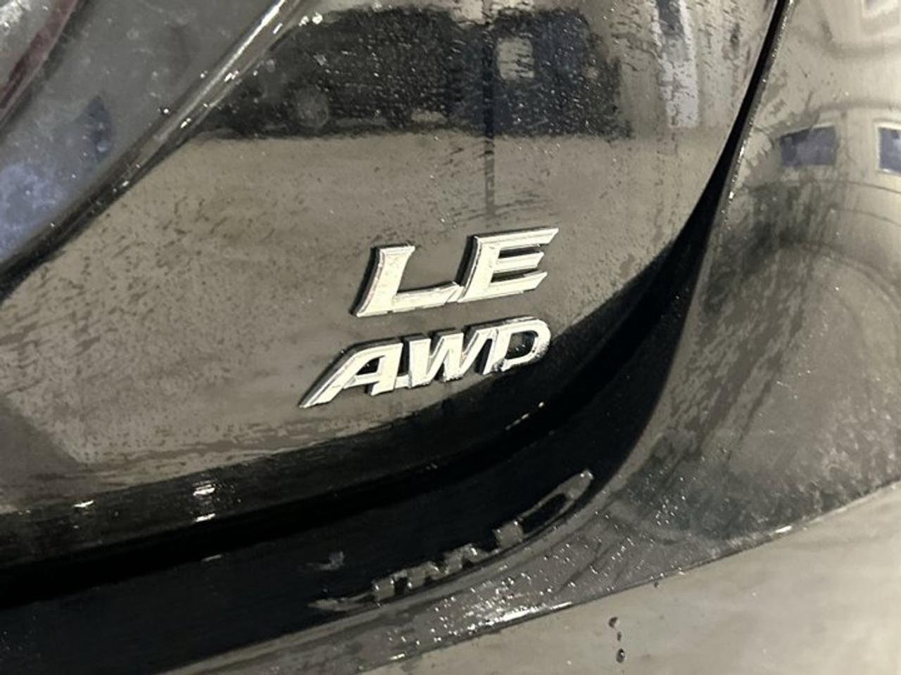 2021 Toyota Camry LE AWD Photo