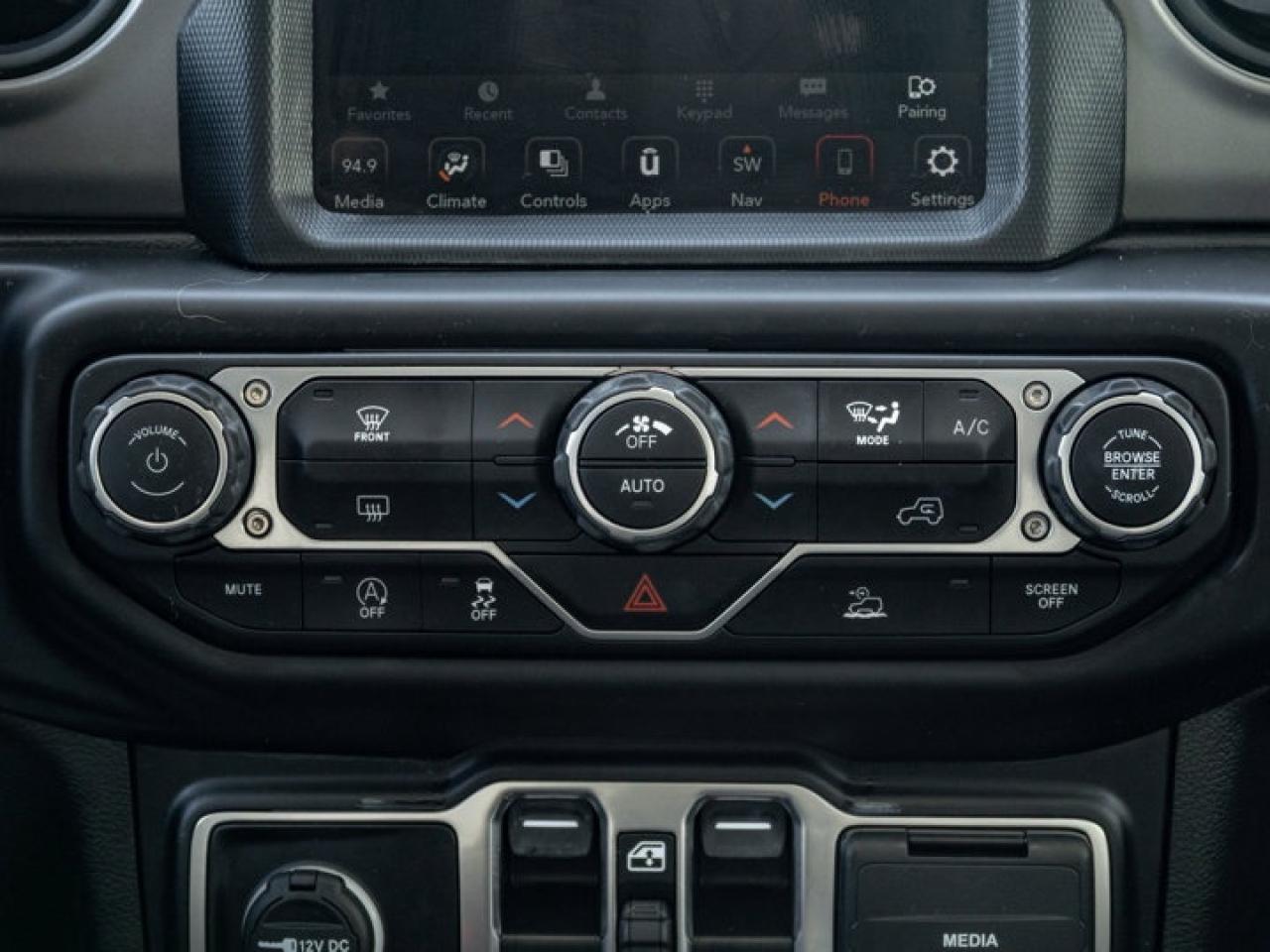 2022 Jeep Wrangler UNLIMITED SPORT Photo