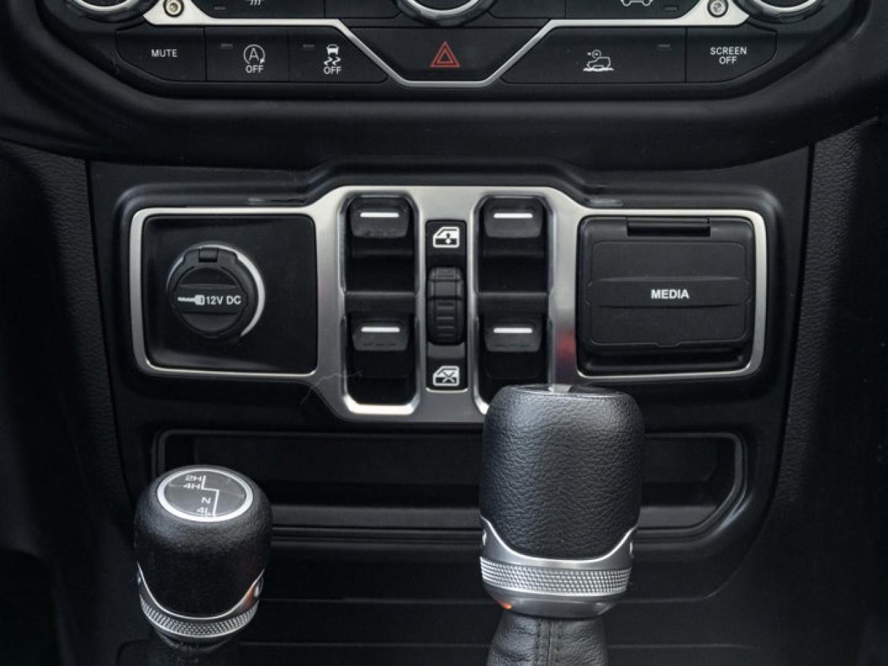 2022 Jeep Wrangler UNLIMITED SPORT Photo