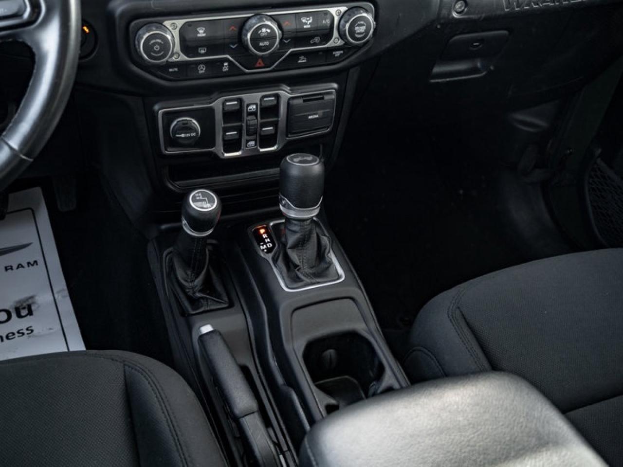 2022 Jeep Wrangler UNLIMITED SPORT Photo