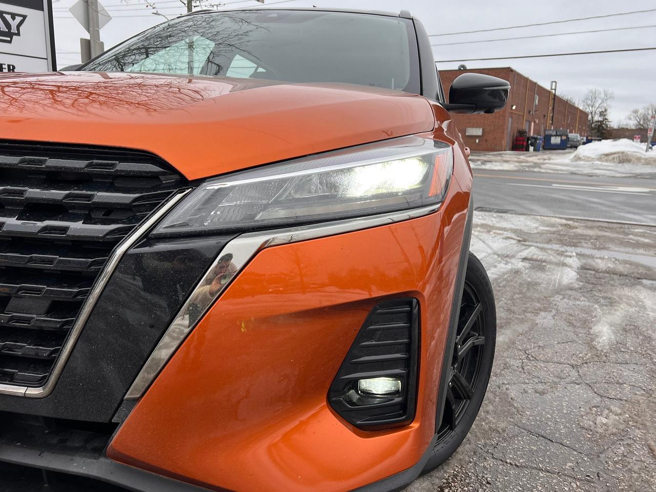 2022 Nissan Kicks SR ONE OWNER NO ACCIDENTS FULLY LOADED WARRANTY Photo