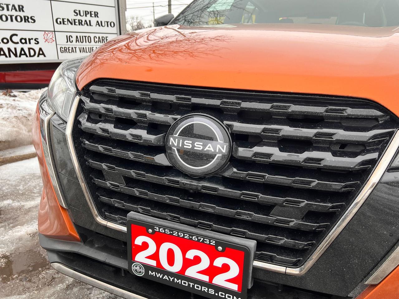 2022 Nissan Kicks SR ONE OWNER NO ACCIDENTS FULLY LOADED WARRANTY Photo