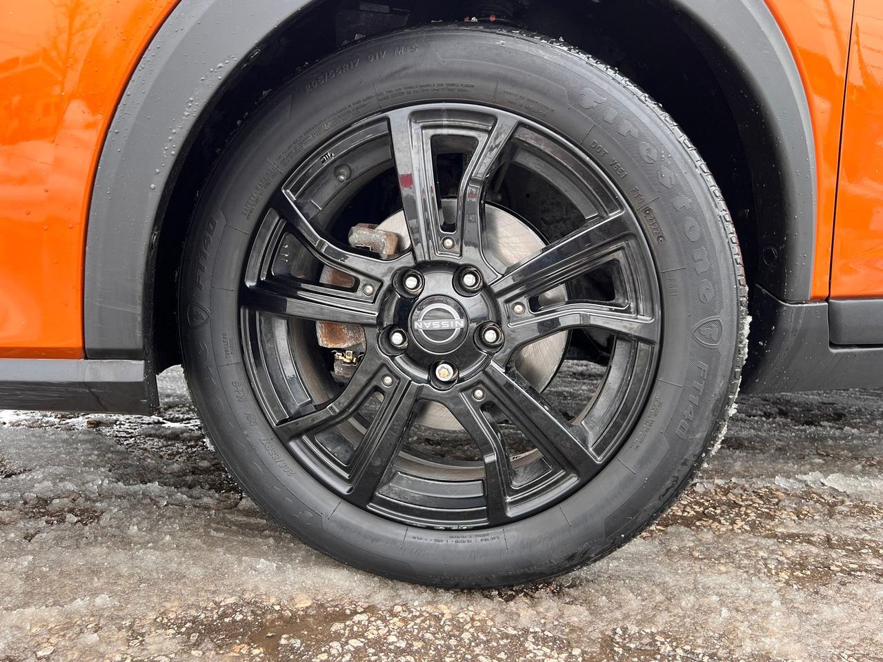 2022 Nissan Kicks SR ONE OWNER NO ACCIDENTS FULLY LOADED WARRANTY Photo