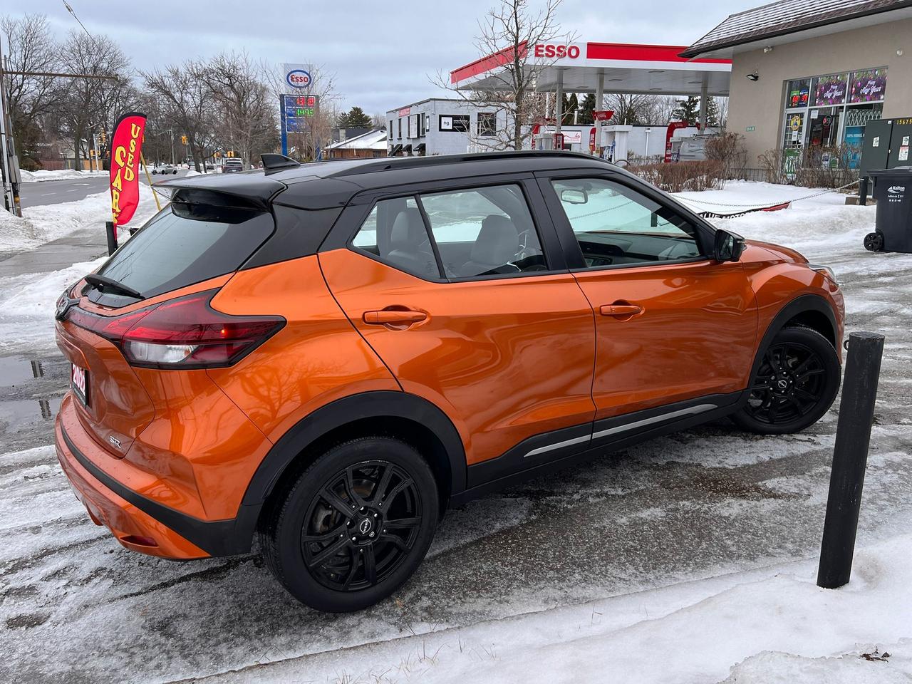 2022 Nissan Kicks SR ONE OWNER NO ACCIDENTS FULLY LOADED WARRANTY Photo