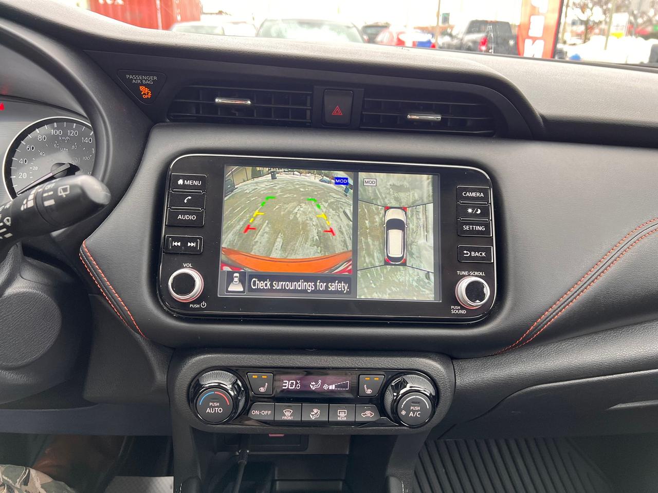 2022 Nissan Kicks SR ONE OWNER NO ACCIDENTS FULLY LOADED WARRANTY Photo