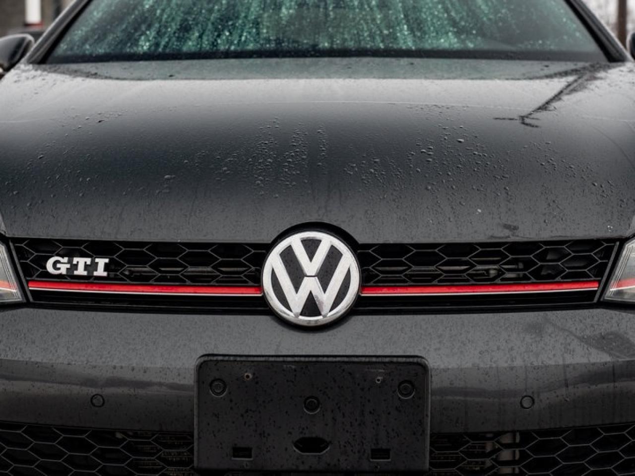 2017 Volkswagen Golf GTI Autobahn Photo